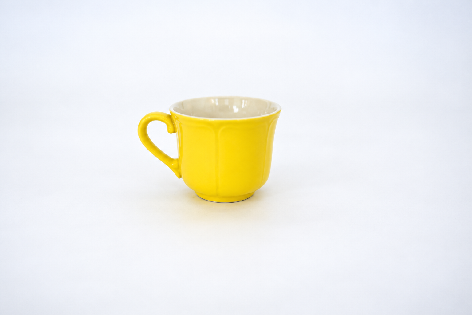 The Daisy Teacup