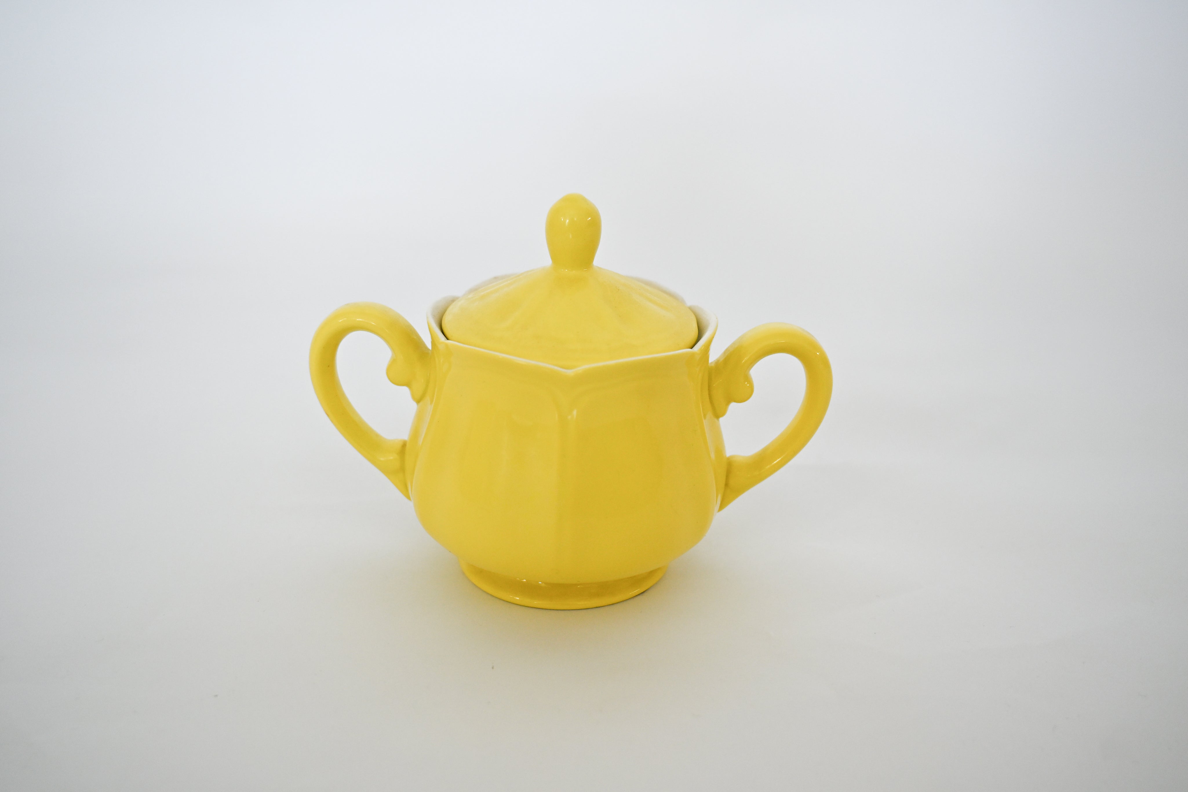 the-daisy-sugar-bowl.jpg